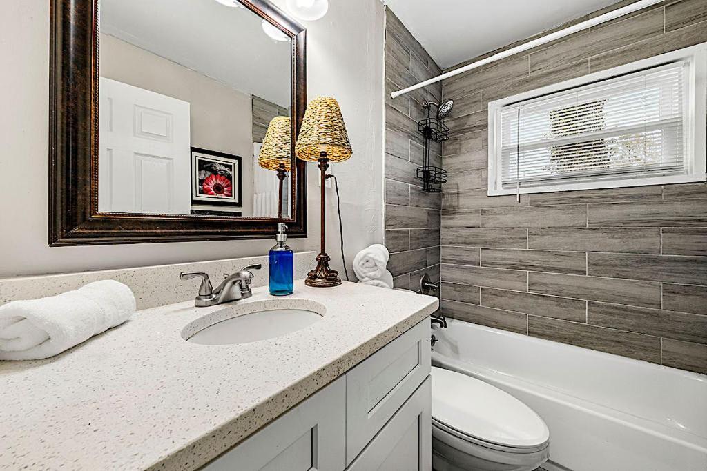 Goodkarma Rentals Refreshed Smyrna Home Near Battery Atl Half Mile To Interstate Atlanta Ngoại thất bức ảnh